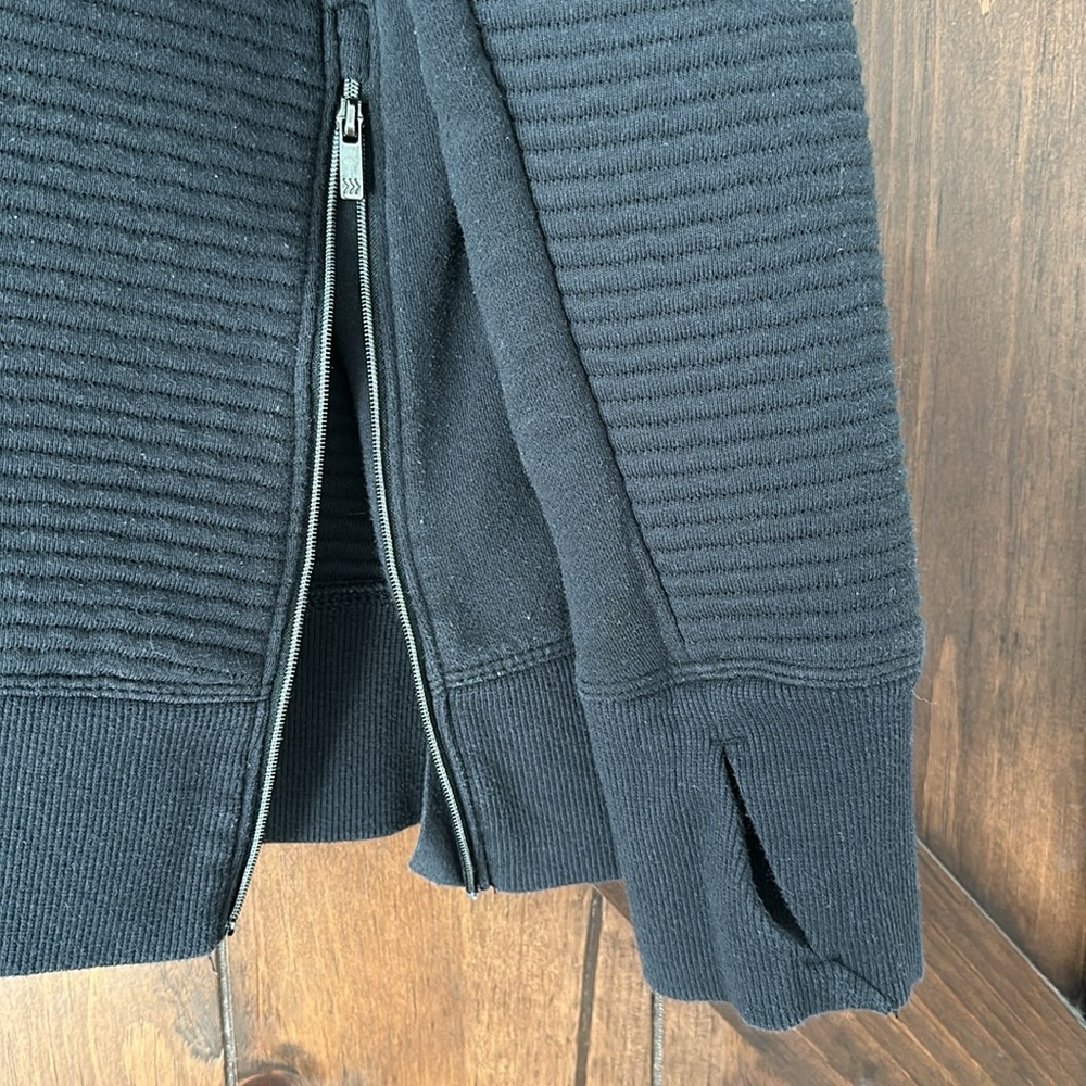 TWO Women's Ribbed Turtleneck Sweater - Black and White - thumb holes/side zip - Picture 3 of 9